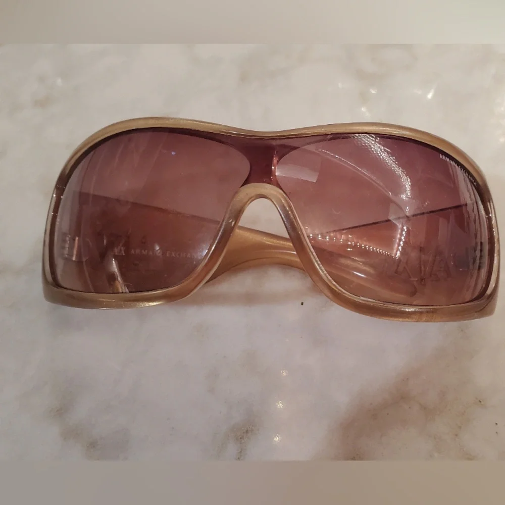 A/X ARMANI EXCHANGE GOLD TONE SUNGLASSES W/ SMOKY TOPAZ LENS